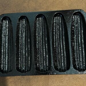 COPY - Cast Iron Cornbread Pan - Black